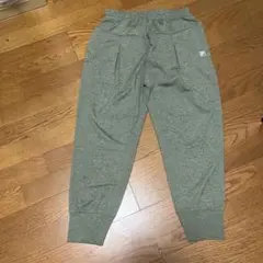 FILA グレー ジョガーパンツ