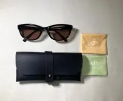 ★新品未使用品　サングラス　キャッツアイ　UV400