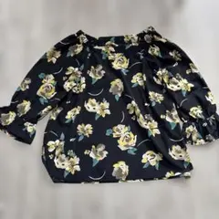 【美品】ON LOVE OFF 花柄ブラウス 五分袖 ネイビー L フリル