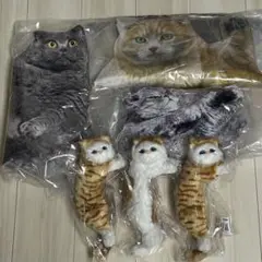 リアルでぶ猫クッション2全3種　ふわふわCATS4