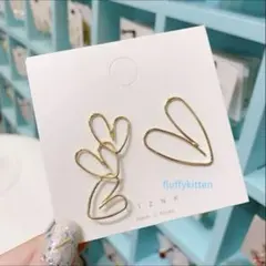 アシンメトリーハートピアス