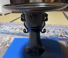 【美品】未生流 薄端 1尺 五七の桐紋 唐金製 花器 生け花 華道 美品】未生流 薄端 1尺 五七の桐紋 唐金製 花器 生け花 華道 - メルカリ