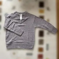 GU Vネック長袖セーター