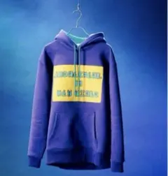 紫エンドリケリー　パーカー　新品フード付きパーカー（黄色プリント）