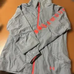 Under Armour ウィンドブレーカー M