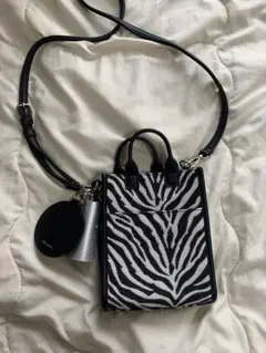 ゼブラ柄 ショルダーバッグ Niko and…