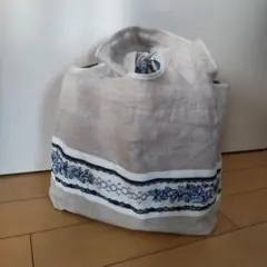 Item thumbnail for item 6b9cb6a5-652d-4634-b50f-62946cc65142