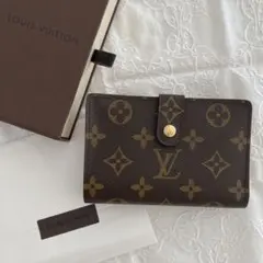 折り財布　ヴィエノワ