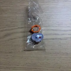 めじるしアクセサリー　treasure truz ジュンギュ　ボンボン