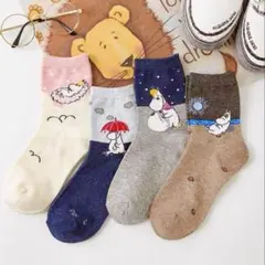 レディース靴下　お買得4足セット　海外キャラクター　可愛いスニーカーソックス