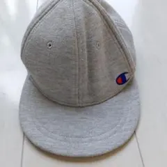 Champion グレー キャップ