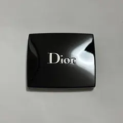 Dior サンククルール 689番 ミッツァ
