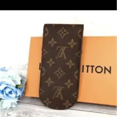 LOUIS VUITTON モノグラムケースのサムネイル