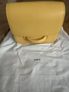 tuna様専用ほぼ使用なし VASIC イエロー レザー ショルダーバッグ