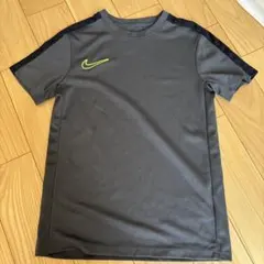 Item thumbnail for item 269bc970-b132-4df4-8357-5ba8c0279aa6