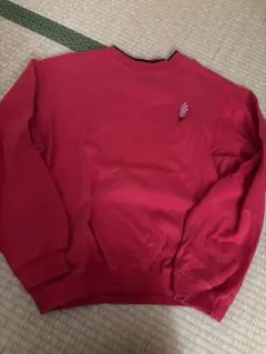 赤色 クルーネック トレーナー