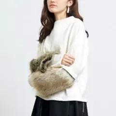 ユナイテッドトウキョウ　2WAYスリーブファープルオーバー　日本製　毛　白　1