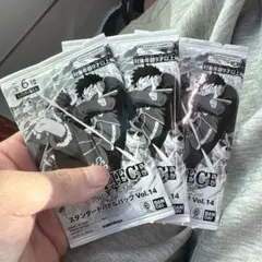 エ*ン様 ワンピース カードゲーム スタンダードバトルパック Vol.14 3パ