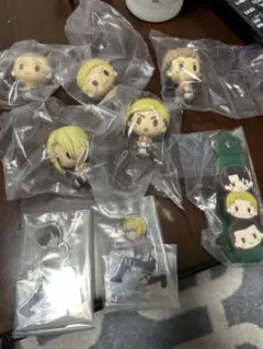進撃の巨人ちょこのっこ、アクスタ、チャームセット