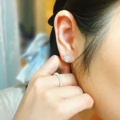 氷白翡翠 ピアス 5mm フラワー風 ジルコニア シルバー