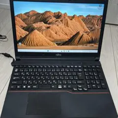 Fujitsu ノートPC Intel Core i3 8GB 112GB