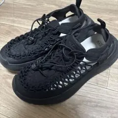 keenサンダル　メンズ ユニーク ダブルケー
