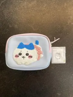 ちいかわ　はちわれ　ポーチ