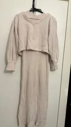 ベージュ ニットワンピース クロップドセット