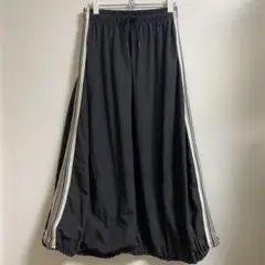 美品　Denifits サイドラインバルーンロングスカート