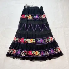 グレースコンチネンタル【F】黒 花柄刺繍 ロングスカート 絹100％ 春秋のサムネイル