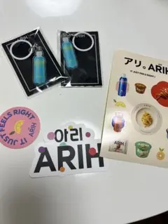 ARIH アクリルキーホルダー ステッカーシート セット - メルカリ