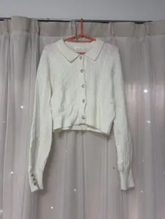 olive des oliveアイボリー ケーブルニット クロップドセーター