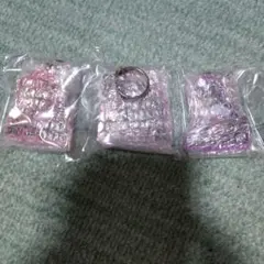 ワンピース　一番くじ　アクリルキーホルダー　キッド ロシナンテ ベビー5