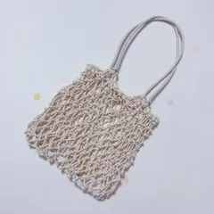 韓国購入 クリーム色 編み込み かごバッグ