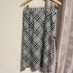 BURBERRY LONDON チェック柄 フレアスカート 38のサムネイル