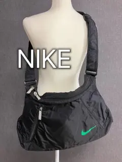 NIKE ブラック ショルダーバッグ ボディバッグ　黒　ブラック