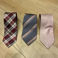 ネクタイ　赤、ピンク系　3本
