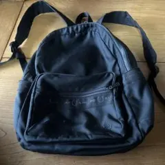 FRED PERRY リュック　通勤　通学　シティー　おしゃれ　男女　トレンドのサムネイル