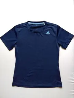 サッカー　シャツ　半袖　adidas 140くらい