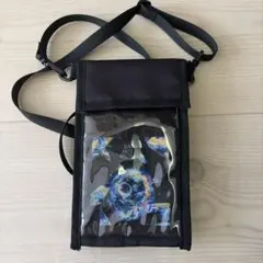 ミセスグリーンアップル　スマホショルダー