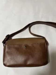 ブラウン合成皮革ショルダーバッグ