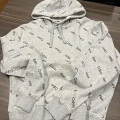 『美品』カルバンクラインパーカー