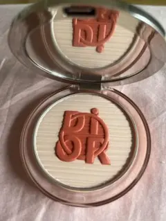 Dior ディオールスキン ミネラル ヌード グロウ パウダー02