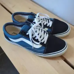 Item thumbnail for item b86693c8-daa2-4346-9690-23717ac5ec36