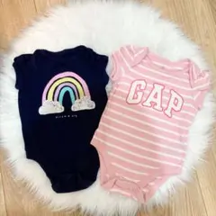 baby GAP ロンパース2点セット  (ピンクボーダー、ネイビー)
