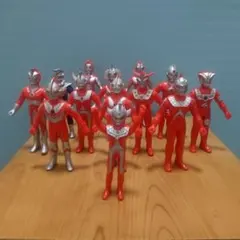 ウルトラマン ソフビ フィギュア まとめ売り 13体セットのサムネイル