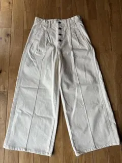 GU ホワイト ワイドジーンズ　rokh M
