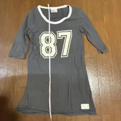 SLY グレー Tシャツ 87