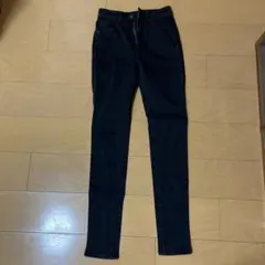 GU スキニーデニム ブラック 61センチ