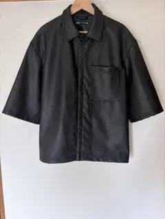 ZARAザラ　フェイクレザー　シャツ